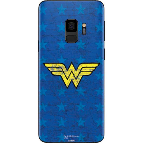 DC Comics Wonder Woman Emblem on Flag Galaxy S9 Skin
